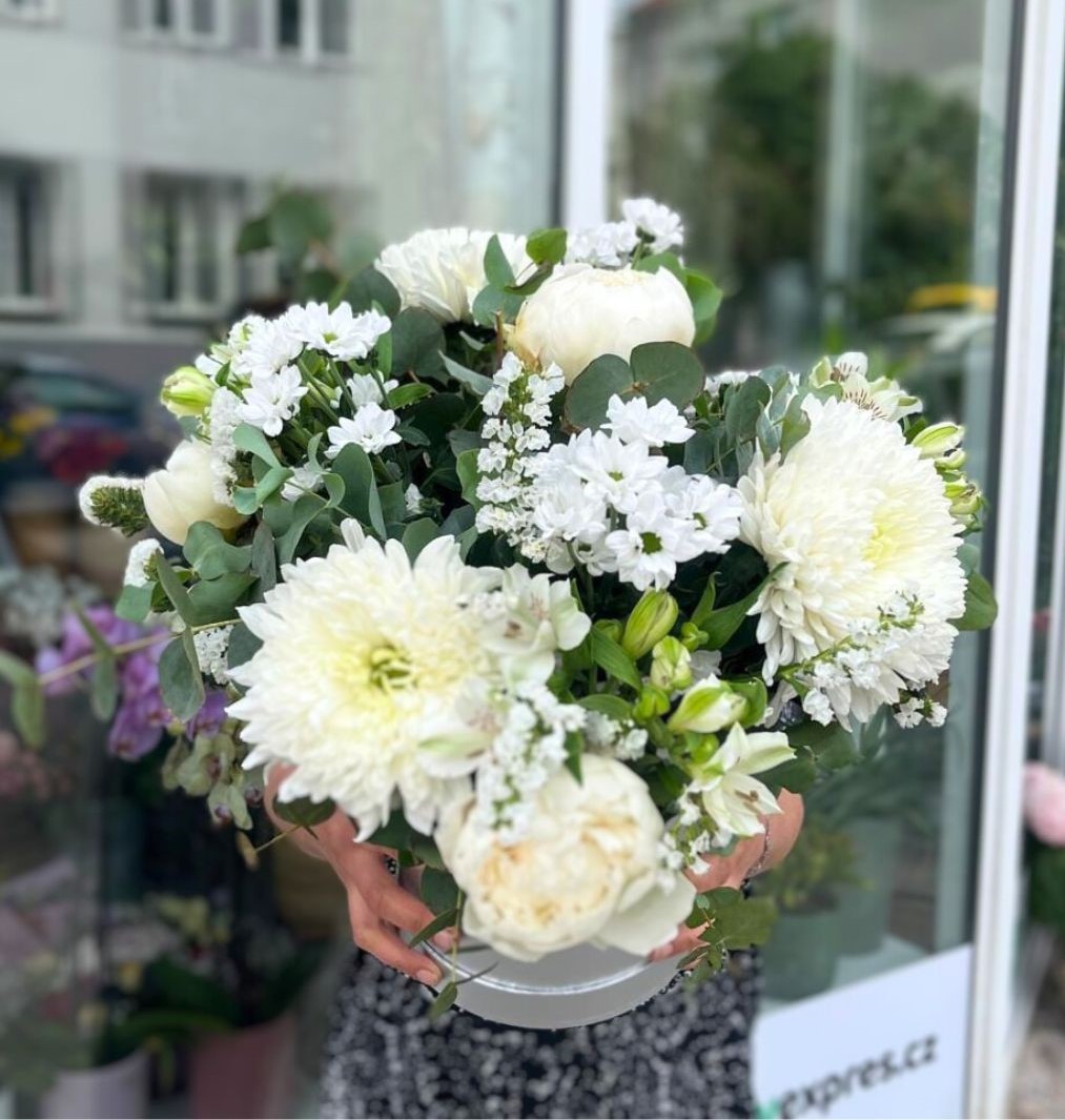 Květinový box Crema