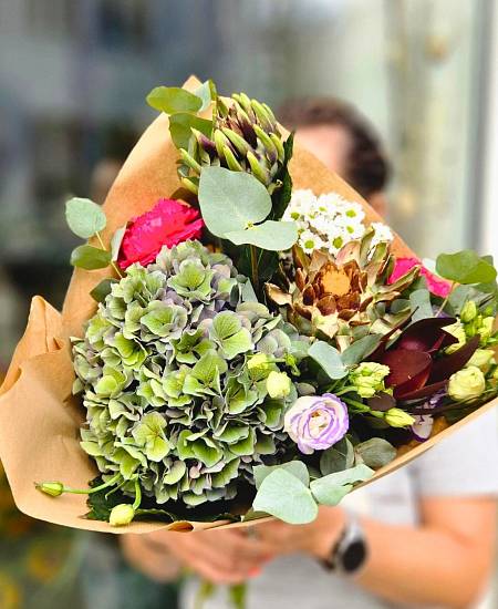 Bouquet of Autumn Protea