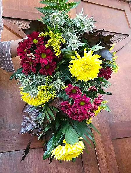November's mourning bouquet