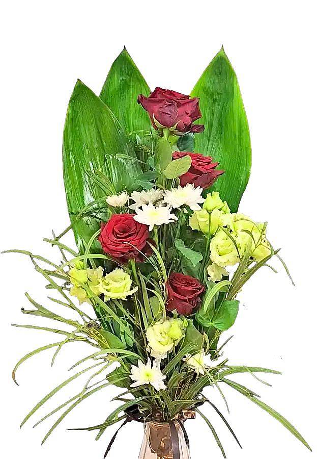 https://imgcdn.kvetinyexpres.cz/3aWWRo6Yi9_p78xMtOqD1npFBVs=/0x0/http://varkala/cache/675/900/image/Mala-smutecni-kytice-U.jpeg